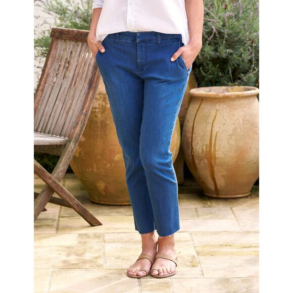 Frank & Eileen Wicklow Chino Women 6 Blue Denim Wash Relaxed Fit Cropped Pant - Picture 1 of 9